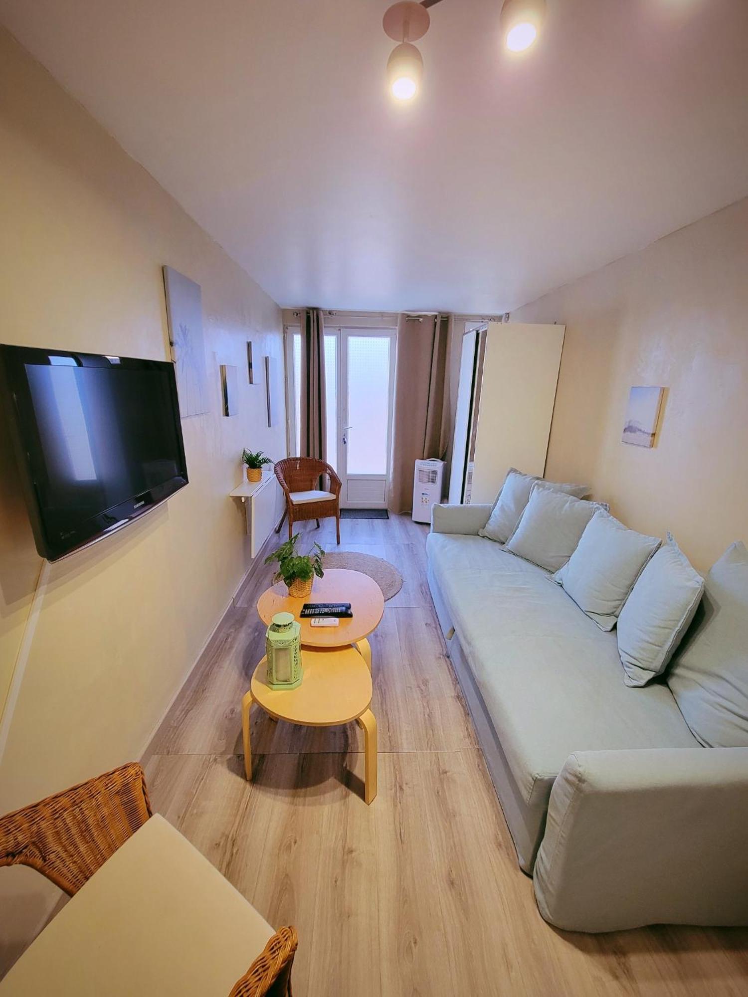 Studio 1 Piece Vacances Proche De La Mer Le Grau-du-Roi Dış mekan fotoğraf